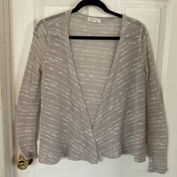 Aeropostale cardigan sweater light Gray and white Striped wrap sweater - Picture 1 of 11